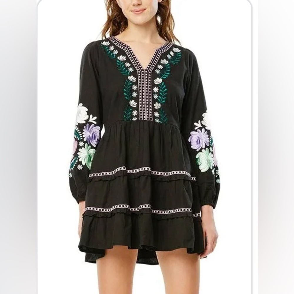 Roller Rabbit embroidered long sleeve dress